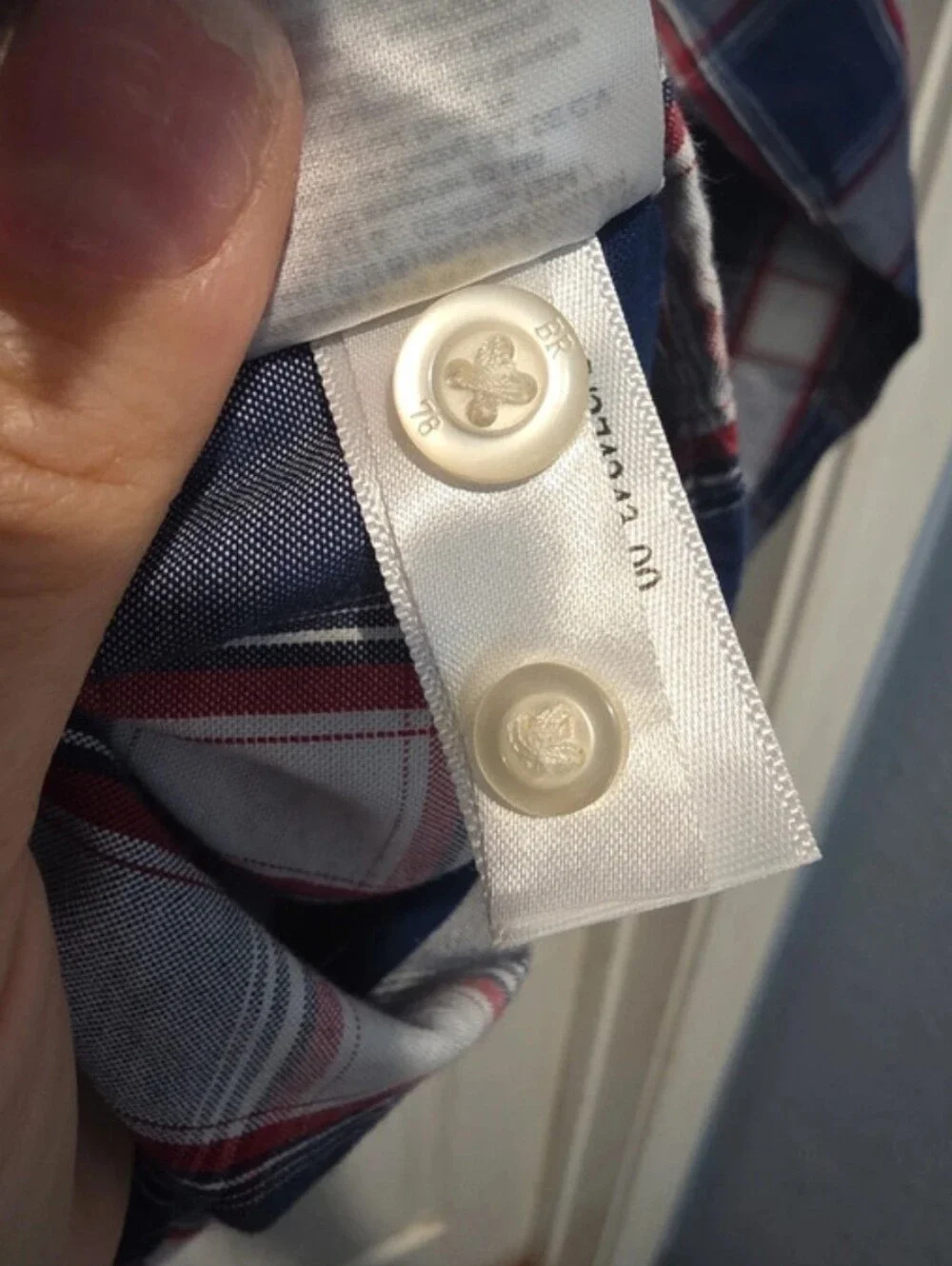 Banana Republic specialty shirt